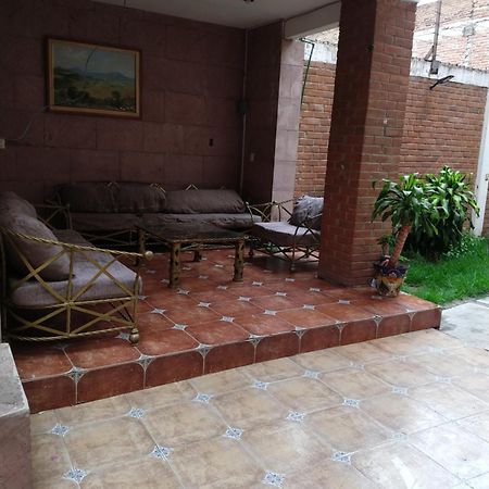 Hotel Alameda Maravatío Exterior foto